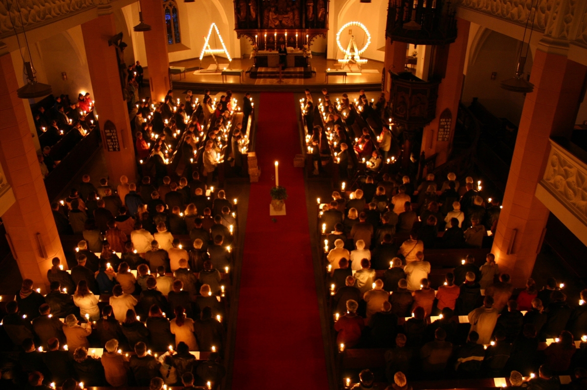 40 Jahre Osternacht in Oberfrankens größter evangelischer Kirche ...